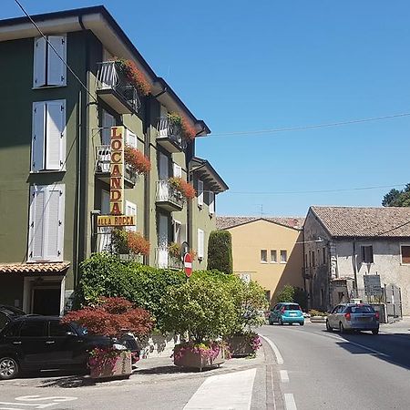 Albergo Alla Rocca Garda  Kültér fotó