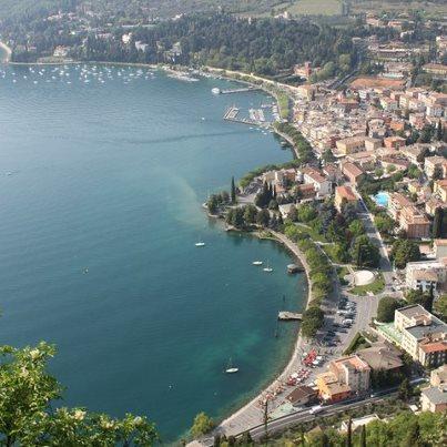 Albergo Alla Rocca Garda  Kültér fotó